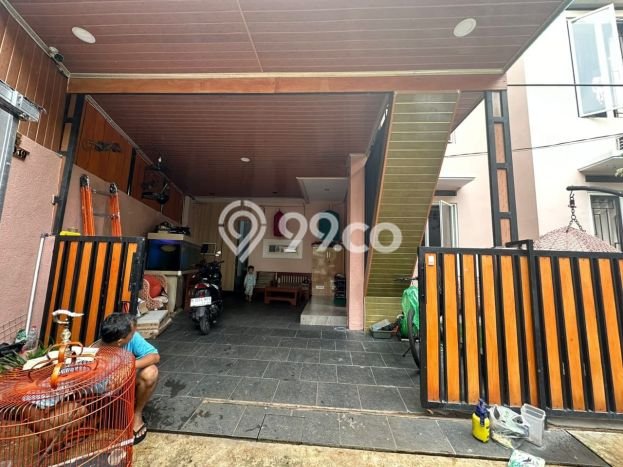 Jual Rumah Eksklusif 4 KT di Graha Bintaro, Jakarta Selatan Jual Rumah Eksklusif 4 KT di Graha Bintaro, Jakarta Selatan