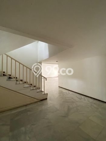 Rumah Elit LB 1000m2 Siap Huni Desain Elegan di Kemang, Jakarta Selatan Rumah Elit LB 1000m2 Siap Huni Desain Elegan di Kemang, Jakarta Selatan