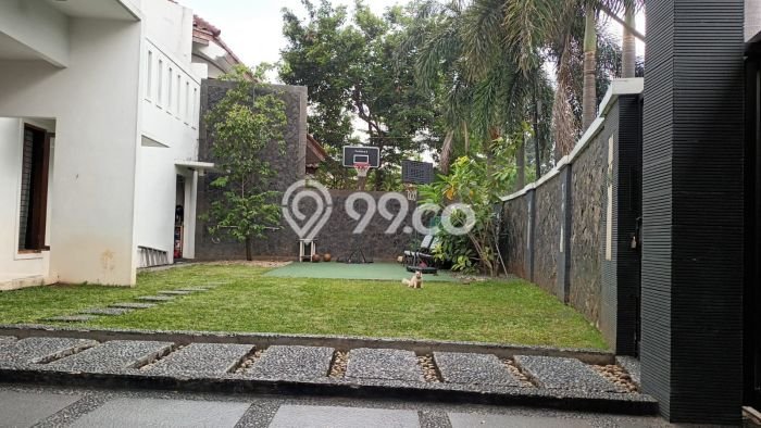 Ready to Use! Luxury House LT 487m2 Desain Elegan di Bintaro Ready to Use! Luxury House LT 487m2 Desain Elegan di Bintaro