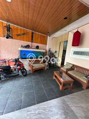 Jual Rumah Eksklusif 4 KT di Graha Bintaro, Jakarta Selatan Jual Rumah Eksklusif 4 KT di Graha Bintaro, Jakarta Selatan
