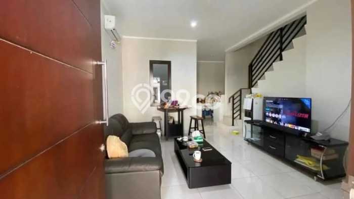 Rumah Luas Asri 3 KT Siap Pakai di Summarecon Bekasi Bekasi Rumah Luas Asri 3 KT Siap Pakai di Summarecon Bekasi Bekasi