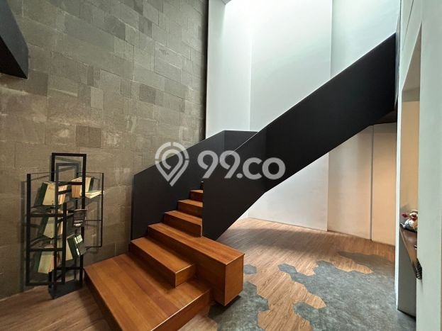 Rumah Luxury Modern Tanpa Renovasi di Pluit Jakarta Utara Rumah Luxury Modern Tanpa Renovasi di Pluit Jakarta Utara