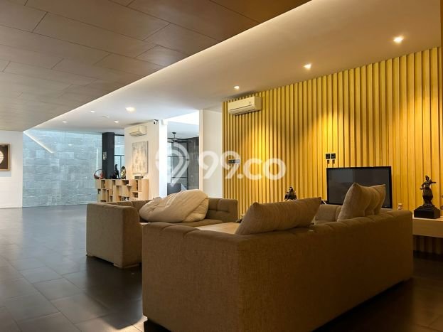 Rumah Luxury Modern Tanpa Renovasi di Pluit Jakarta Utara Rumah Luxury Modern Tanpa Renovasi di Pluit Jakarta Utara