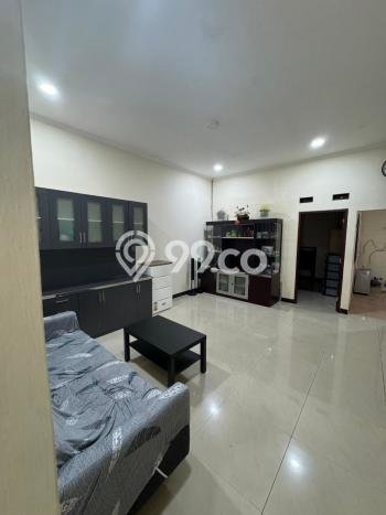 Hunian Cantik Minimalis Lb 105m2 di Kebon Jeruk, Jakarta Barat Hunian Cantik Minimalis Lb 105m2 di Kebon Jeruk, Jakarta Barat