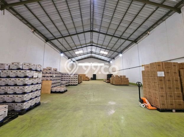 Gudang Dijual di Tangerang LT 675m2 & LB 558m2 Lokasi Terbaik! Gudang Dijual di Tangerang LT 675m2 & LB 558m2 Lokasi Terbaik!