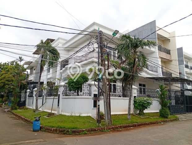 Rumah Elit LB 408m2 Siap Huni Desain Elegan di Muara Karang, Jakarta Utara Rumah Elit LB 408m2 Siap Huni Desain Elegan di Muara Karang, Jakarta Utara