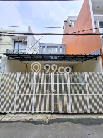 Dijual Hunian Rumah Terawat 4 KT di Duri Kepa, Jakarta Barat Dijual Hunian Rumah Terawat 4 KT di Duri Kepa, Jakarta Barat