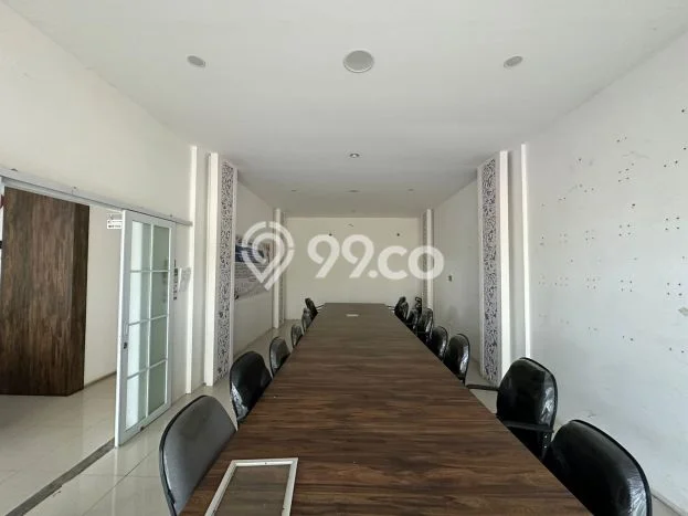 AREA BERKEMBANG! Ruko Disewakan di Alang Alang Lebar, Luas 290m², Ready Operasional AREA BERKEMBANG! Ruko Disewakan di Alang Alang Lebar, Luas 290m², Ready Operasional