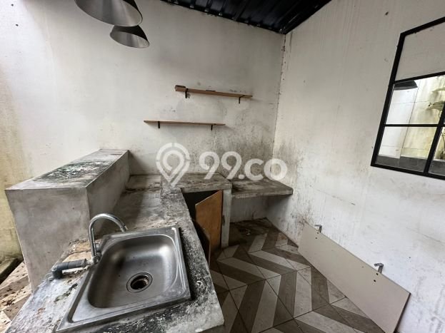 AREA BERKEMBANG! Ruko Disewakan di Alang Alang Lebar, Luas 290m², Ready Operasional AREA BERKEMBANG! Ruko Disewakan di Alang Alang Lebar, Luas 290m², Ready Operasional
