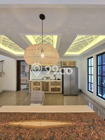 Hunian Mewah LB 380m2 Siap Pakai Desain Elegan di Sektor 9-Bintaro, Tangerang Selatan Hunian Mewah LB 380m2 Siap Pakai Desain Elegan di Sektor 9-Bintaro, Tangerang Selatan