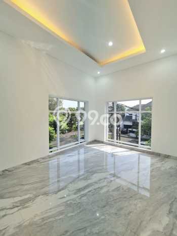 LIMITED OFFER! Rumah Berkualitas di Sektor 9-Bintaro, Luas 218m2m² Bangunan 422m2m² LIMITED OFFER! Rumah Berkualitas di Sektor 9-Bintaro, Luas 218m2m² Bangunan 422m2m²