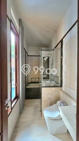 Rumah Berkualitas LT 253m2m² / LB 477m2m² di Lokasi Strategis Sektor 9-Bintaro, Tangerang Selatan Rumah Berkualitas LT 253m2m² / LB 477m2m² di Lokasi Strategis Sektor 9-Bintaro, Tangerang Selatan