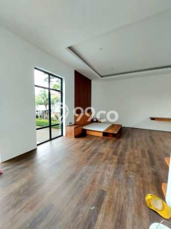 Rumah Terawat area Alam Sutera, Tangerang, Luas Tanah 392m², LB 720m² Rumah Terawat area Alam Sutera, Tangerang, Luas Tanah 392m², LB 720m²