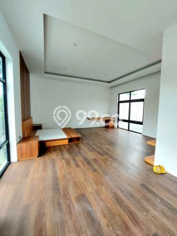Rumah Terawat area Alam Sutera, Tangerang, Luas Tanah 392m², LB 720m² Rumah Terawat area Alam Sutera, Tangerang, Luas Tanah 392m², LB 720m²