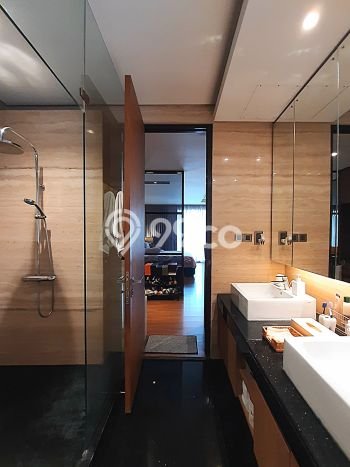 Hunian Elit LB 385m2 Siap Huni Desain Elegan di Sektor 9-Bintaro, Tangerang Selatan Hunian Elit LB 385m2 Siap Huni Desain Elegan di Sektor 9-Bintaro, Tangerang Selatan