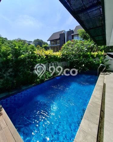 Rumah Elit Modern Tanpa Renovasi di Lebak Bulus Jakarta Selatan Rumah Elit Modern Tanpa Renovasi di Lebak Bulus Jakarta Selatan