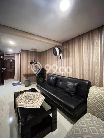 Rumah Luxury Modern Tanpa Renovasi di Pejaten Jakarta Selatan Rumah Luxury Modern Tanpa Renovasi di Pejaten Jakarta Selatan