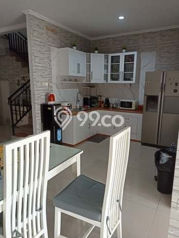Dijual Cepat Rumah Favorit Siap Huni LB 153m2 di Ciledug, Tangerang Dijual Cepat Rumah Favorit Siap Huni LB 153m2 di Ciledug, Tangerang
