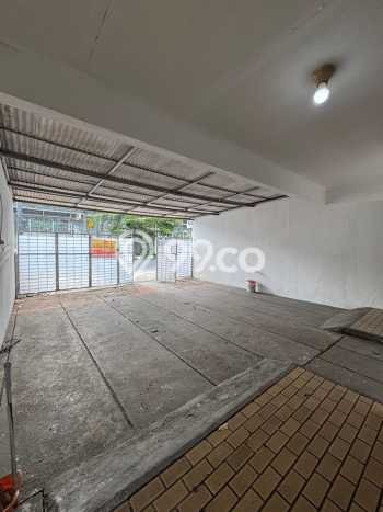 Ruko disewakan lokasi strategis Pasar Minggu Jakarta Selatan 140m2 Ruko disewakan lokasi strategis Pasar Minggu Jakarta Selatan 140m2