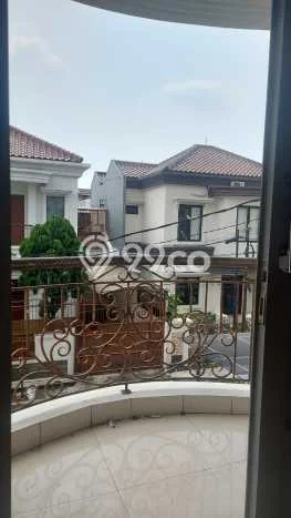 Rumah sewa siap pakai 3 KT di Pondok Bambu, Jakarta Timur Rumah sewa siap pakai 3 KT di Pondok Bambu, Jakarta Timur