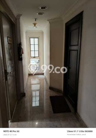 FOR SALE Hunian Apartemen Luxury di Kebon Jeruk dengan 5 Kamar Tidur & Luas 358m2 FOR SALE Hunian Apartemen Luxury di Kebon Jeruk dengan 5 Kamar Tidur & Luas 358m2