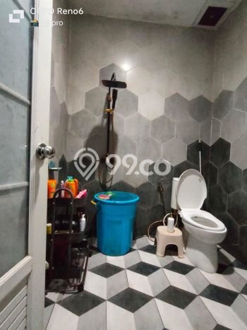 Rumah Strategis Minimalis Lb 200m2 di Setu, Bekasi Rumah Strategis Minimalis Lb 200m2 di Setu, Bekasi