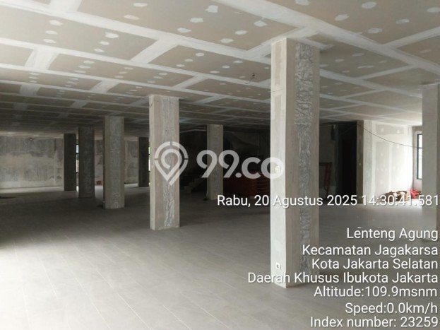Kantor Disewakan di , Luas 1750m2m², Lingkungan Bisnis Kantor Disewakan di , Luas 1750m2m², Lingkungan Bisnis