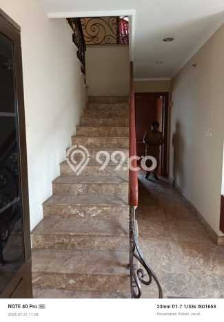 FOR SALE Hunian Apartemen Luxury di Kebon Jeruk dengan 5 Kamar Tidur & Luas 358m2 FOR SALE Hunian Apartemen Luxury di Kebon Jeruk dengan 5 Kamar Tidur & Luas 358m2