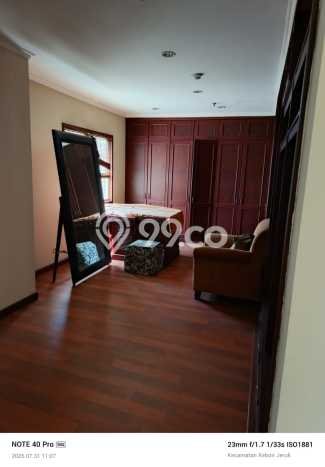 FOR SALE Hunian Apartemen Luxury di Kebon Jeruk dengan 5 Kamar Tidur & Luas 358m2 FOR SALE Hunian Apartemen Luxury di Kebon Jeruk dengan 5 Kamar Tidur & Luas 358m2