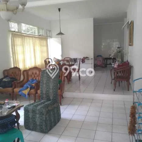 Lokasi Strategis! Vila Kawasan Cipanas, Ukuran 260m2m², Kondisi Prima Lokasi Strategis! Vila Kawasan Cipanas, Ukuran 260m2m², Kondisi Prima