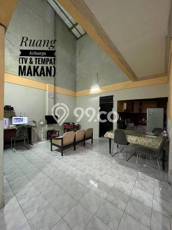 Rumah Luas Asri 5 KT Siap Pakai di Mekarsari Depok Rumah Luas Asri 5 KT Siap Pakai di Mekarsari Depok