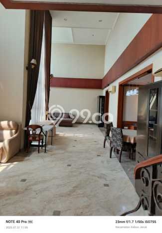 FOR SALE Hunian Apartemen Luxury di Kebon Jeruk dengan 5 Kamar Tidur & Luas 358m2 FOR SALE Hunian Apartemen Luxury di Kebon Jeruk dengan 5 Kamar Tidur & Luas 358m2