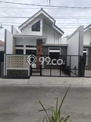 Rumah Modern 3 KT di Harapan Jaya Bekasi Semi Furnished Rumah Modern 3 KT di Harapan Jaya Bekasi Semi Furnished