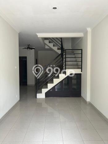 PROPERTI PILIHAN! Rumah area Kemang Pratama, LT 72m2m² LB 120m2m² PROPERTI PILIHAN! Rumah area Kemang Pratama, LT 72m2m² LB 120m2m²