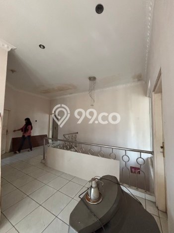 Rumah Luxury Modern Tanpa Renovasi di Pondok Cabe Tangerang Rumah Luxury Modern Tanpa Renovasi di Pondok Cabe Tangerang
