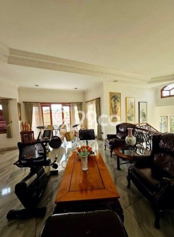 Dijual Rumah Premium dengan Fasilitas Sekitar Lengkap di Cinere, Depok Dijual Rumah Premium dengan Fasilitas Sekitar Lengkap di Cinere, Depok