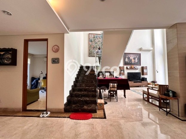 Rumah Elit LB 343m2 Siap Huni Desain Elegan di Pondok Indah, Jakarta Selatan Rumah Elit LB 343m2 Siap Huni Desain Elegan di Pondok Indah, Jakarta Selatan