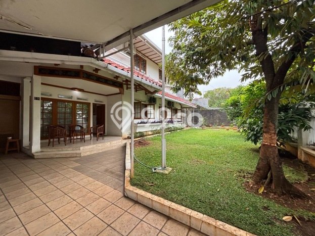 Ready to Use! Luxury House LT 500m2 Desain Modern di Lebak Bulus Ready to Use! Luxury House LT 500m2 Desain Modern di Lebak Bulus