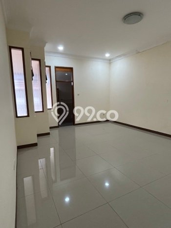 Siap Huni Hunian Elit 4 Kamar di Cinere Dekat ke Mana Saja Siap Huni Hunian Elit 4 Kamar di Cinere Dekat ke Mana Saja