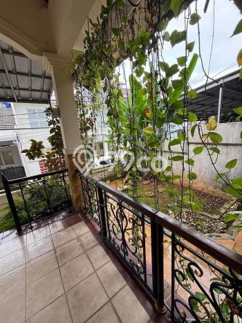 For Sale Rumah 4 Kamar Lokasi Strategis Bagus dan Strategis di Cinere For Sale Rumah 4 Kamar Lokasi Strategis Bagus dan Strategis di Cinere