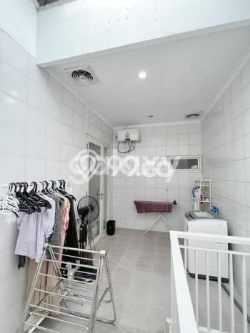 LISTING BARU! Rumah Premium di Mulyorejo, LT 156m² Bangunan 256m² LISTING BARU! Rumah Premium di Mulyorejo, LT 156m² Bangunan 256m²
