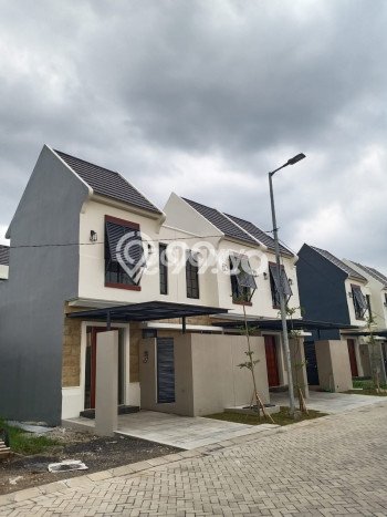 For Sale Rumah 3 Kamar Lokasi Ideal Nyaman dan Strategis di Wiyung For Sale Rumah 3 Kamar Lokasi Ideal Nyaman dan Strategis di Wiyung