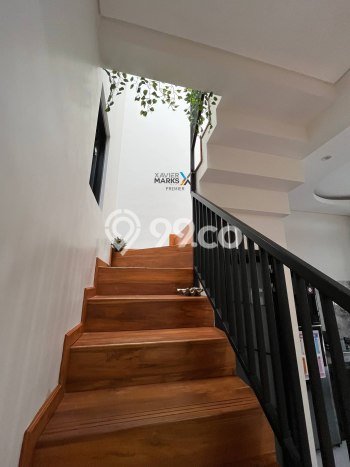 Rumah Modern Minimalis 4 KT Siap Huni di Blimbing Rumah Modern Minimalis 4 KT Siap Huni di Blimbing