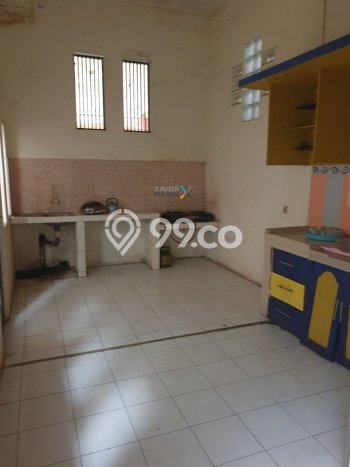 For Sale Rumah 6 Kamar Lokasi Strategis Nyaman dan Strategis di Pakis For Sale Rumah 6 Kamar Lokasi Strategis Nyaman dan Strategis di Pakis