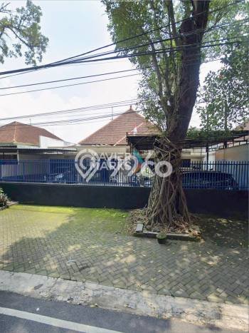 Rumah Cantik Siap Pakai Di Klojen Luas 400m2 Lokasi Strategis Rumah Cantik Siap Pakai Di Klojen Luas 400m2 Lokasi Strategis