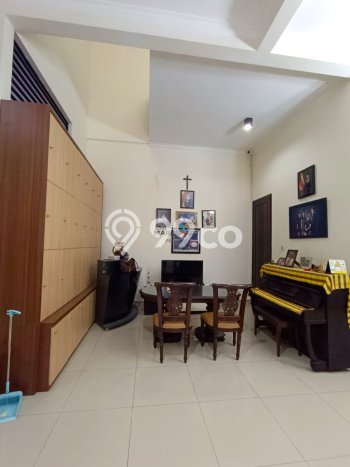 Dijual Rumah Luas Elegan Dengan View Cantik di Araya, Malang Dijual Rumah Luas Elegan Dengan View Cantik di Araya, Malang