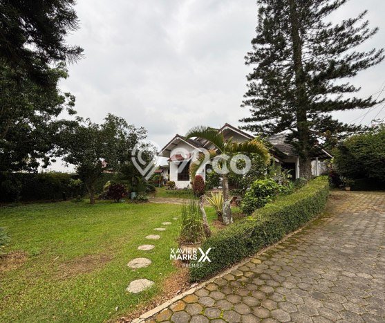Vila di Batu, Area 722m2m², Akses ke Fasilitas Umum Vila di Batu, Area 722m2m², Akses ke Fasilitas Umum