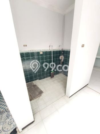 Rumah Luas Asri 5 KT Siap Pakai di Sulfat Malang Rumah Luas Asri 5 KT Siap Pakai di Sulfat Malang