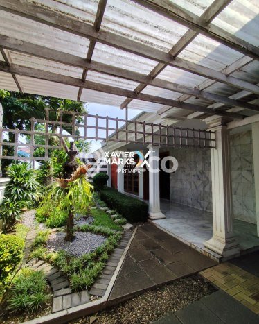 Rumah Mewah Dijual LT 548m2 di Klojen, Malang Rumah Mewah Dijual LT 548m2 di Klojen, Malang