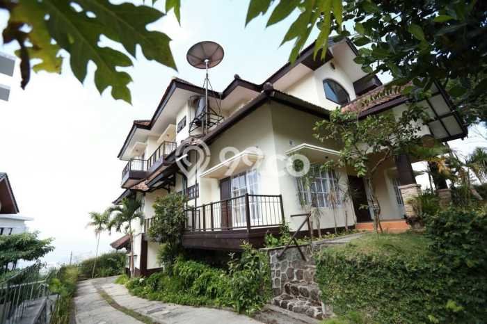 AREA PREMIUM! Vila di Batu, Ukuran 622m2m², View Indah sekitar AREA PREMIUM! Vila di Batu, Ukuran 622m2m², View Indah sekitar